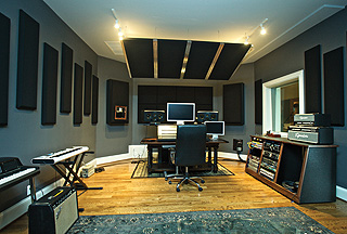 Keb' Mo's home studio. Photo: Meghan Aileen Photography.
