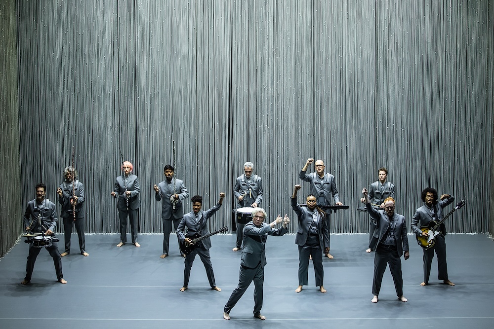 The performers of David Byrne’s American Utopia (from left to right): Daniel Freedman, Mauro Refosco,Jacquelene Acevedo, Gustavo Di Dalva, Angie Swan, Stéphane San Juan, David Byrne, Tendayi Kuumba, Karl
Mansfield, Tim Keiper, Chris Giarmo and Bobby Wooten III. Photo: Matthew Murphy.
