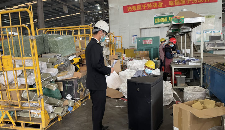 The Chinese customs agency GACC recently destroyed counterfeit L-Acoustics ARCS II loudspeakers.