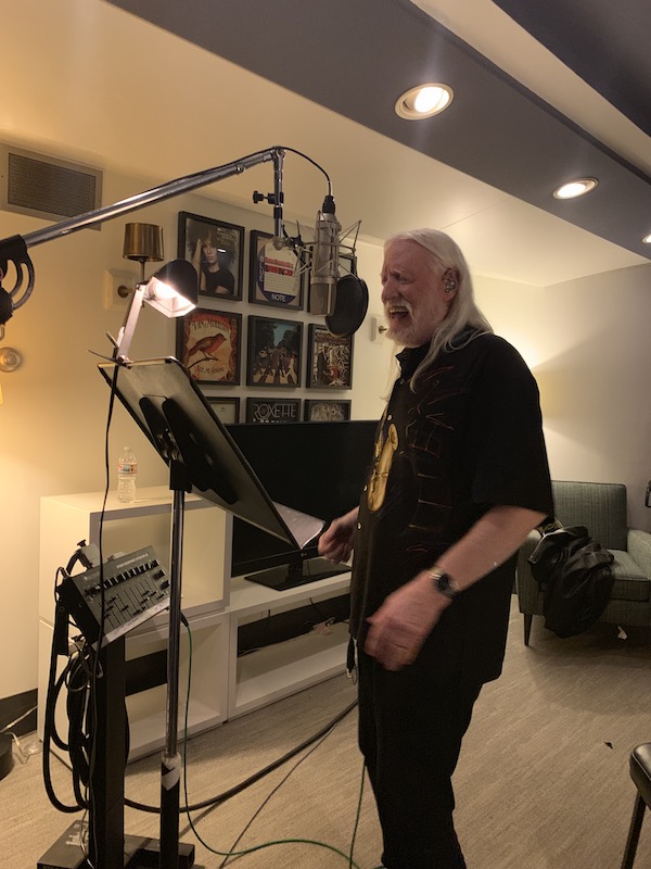 Edgar Winter performed his vocals at home, with a signal chain set up by Hogarth: Neumann U 67 mic into a Firlotte Branch preamp into a Manley original ELOP compressor. PHOTO: Courtesy of Ross Hogarth