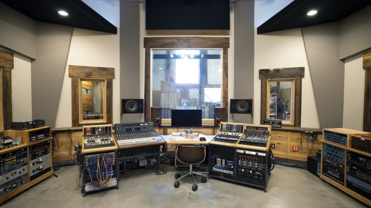 Studio Class of 2022: Reverb and Echo — Hugo, Minn. PHOTO: Carter Brice