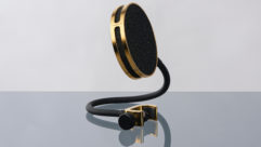 The IsoVox IsoPop 24K Gold 24K gold-plated pop filter.