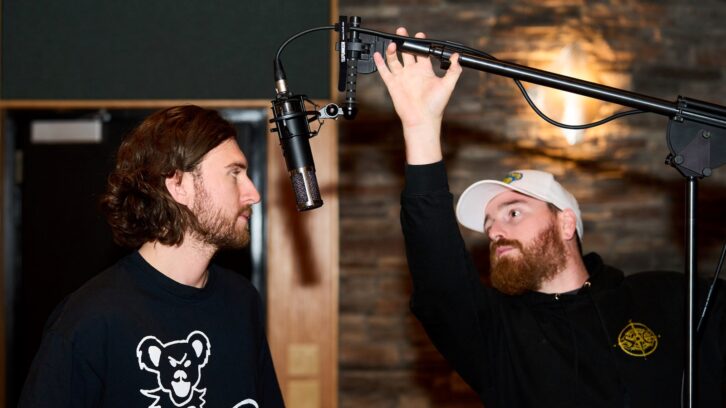 Unify Sound Lab owner Landis Pearce sets up a Telefunken microphone.