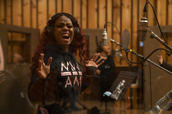 The Renaissance Youth Center in the Bronx, founded by Bervin Harris, is one of BerkleeNYC’s City Music partners. High school singer Damina Stevenson records with RYC’s Music With A Message Band in Studio A for a new release of original material that tackles important social issues. PHOTO: Ryan Nava