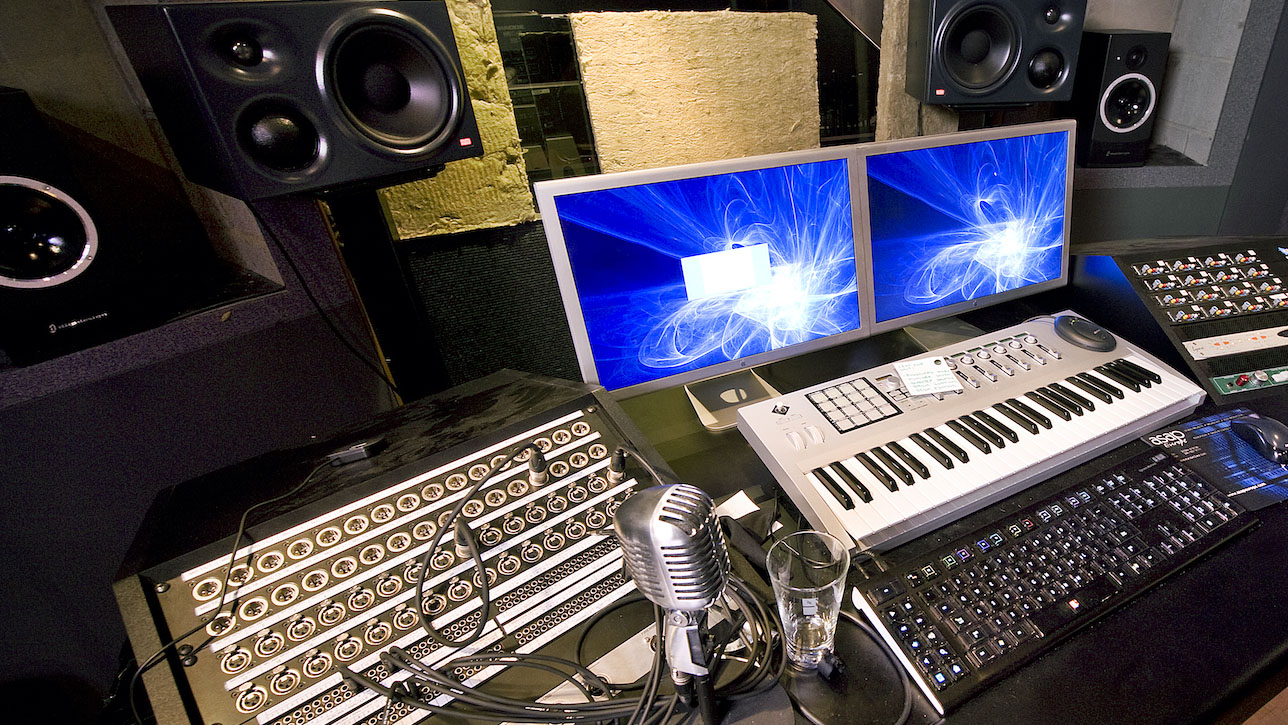Unlock the Secrets: How to Create Ostinatos in Digital Audio Workstations