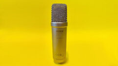 Røde NT1 5TH Generation Studio Condenser Microphone.