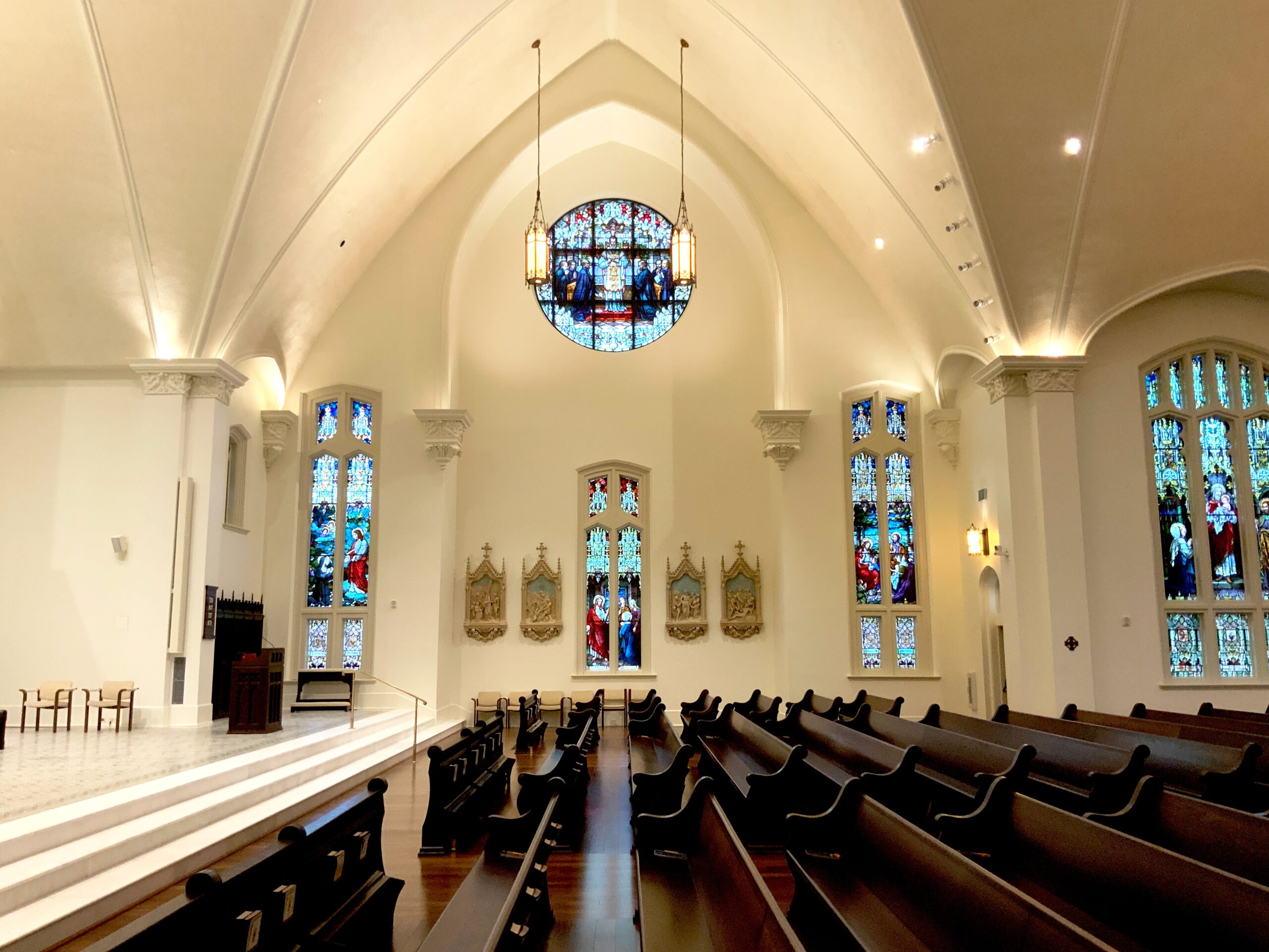 RenkusHeinz ICONYX Series Emphasizes the Message at St. Ignatius