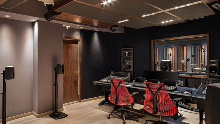 Malvicino Design Group has completed the new Malonic Records studio, a recording, mixing and mastering facility in Monterrey, Mexico.