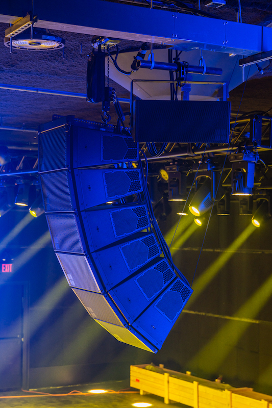 The main d&b audiotechnik. speaker system includes six d&b XSLi boxes and a Yi10P on each side. Photo: Steve Harvey. 