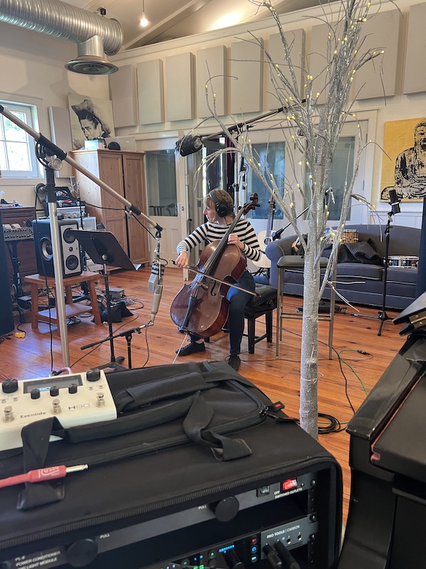 Cellist Anneke Schaul-Yoder at Clubhouse Studios, Rhinebeck, N.Y., recording overdubs for the hybrid Sketch-Pro Tools session.