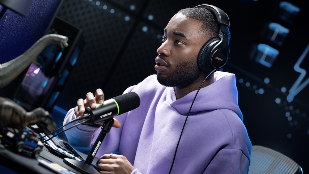Shure MV6 USB Mic Debuts for Streamers - Mixonline