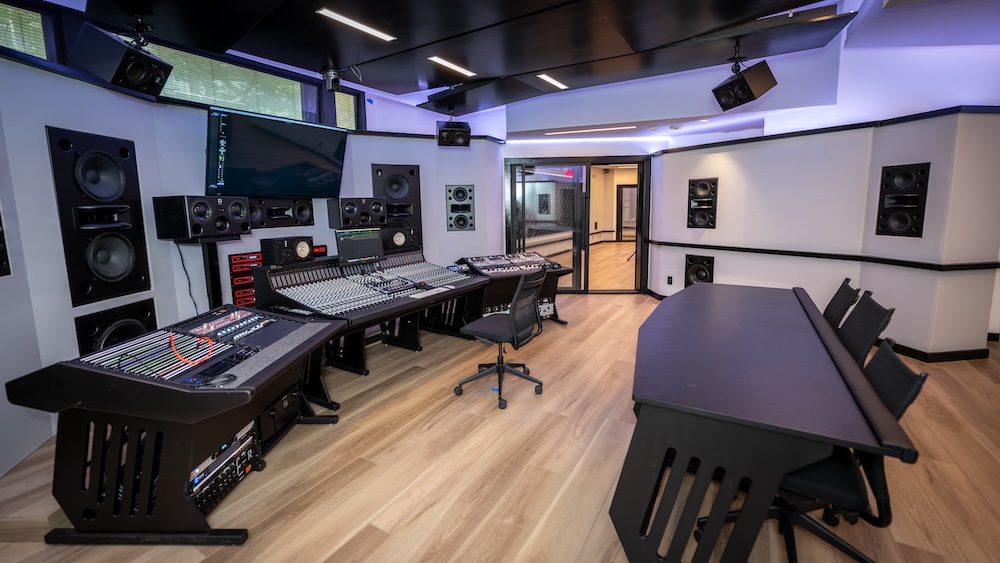 Liu Roc Nation School Of Music, Sports &Amp; Entertainment 2 Gimel “young guru” keaton, jay-z’s longtime engineer and now director of the music technology, entrepreneurship & production program at roc nation, collaborated with pad president dave malekpour on the facility’s audio technology choices. Photo: joe janisheski of lightroom studios.
