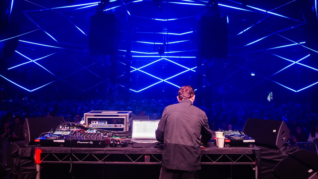 Max Cooper performed at the L-Acoustics Keynote 2025 using L-Acoustics DJ, a solution intended to transform stereo into a true spatial audio experience. Photo: Maria Zhytnikova