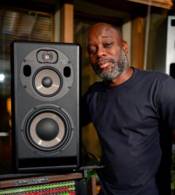 Mix Engineer Leslie Brathwaite