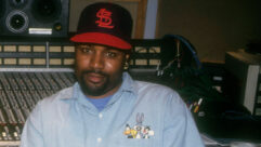 Producer Hitman Howie Tee (aka Howard Thompson) at Soundtracks Studios on May 15, 1992 in New York City. Photo: Al Pereira/Michael Ochs Archives/Getty Images.