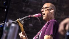 moe. guitarist Chuck Garvey with Telefunken's Rock the PINK M80 microphone.