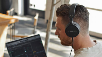 Beyerdynamic DT 270 PRO Studio Headphones