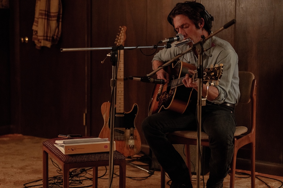 Actor Jeremy Allen White as Bruce Springsteen in ‘Springsteen: Delivery Me From Nowhere,’ recording Nebraska tracks at his rented house in Colts Neck, New Jersey in 1981. Photo: Macall Polay/20th Century Studios.