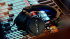 beyerdynamic DT 275 PRO Headphones