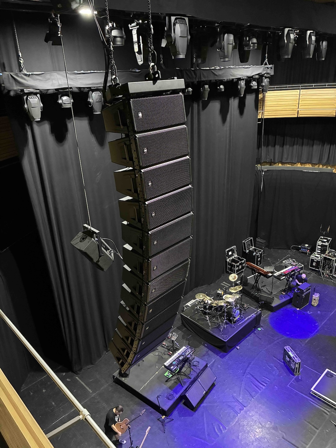 A close-up of the RCF main array. Photo: Steve La Cerra.