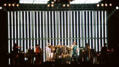 David Bowie performs on stage at Earls Court Arena on August 28th, 1978 in London, England. (L-R) Simon House, Carlos Alomar, Dennis Davis, David Bowie, George Murray and Adrian Belew. Photo: Pete Still/Redferns/Getty Images.