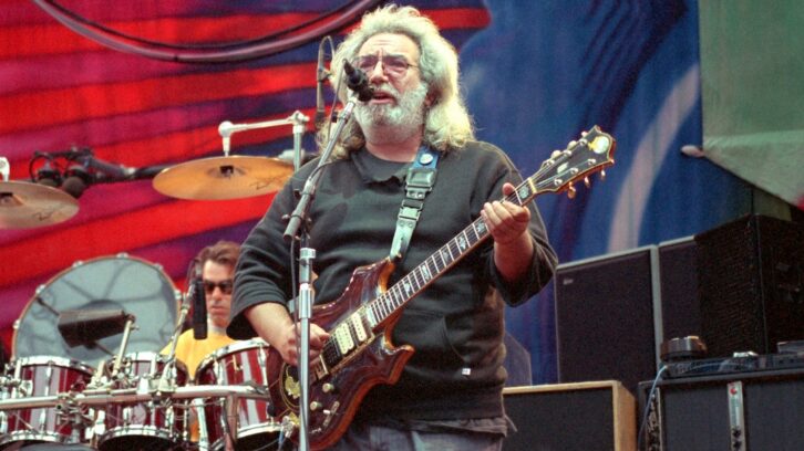 Jerry Garcia of the Grateful Dead performs at the Greek Theatre on August 29, 1989 in Berkeley, CA. Photo: Tim Mosenfelder/Getty Images.